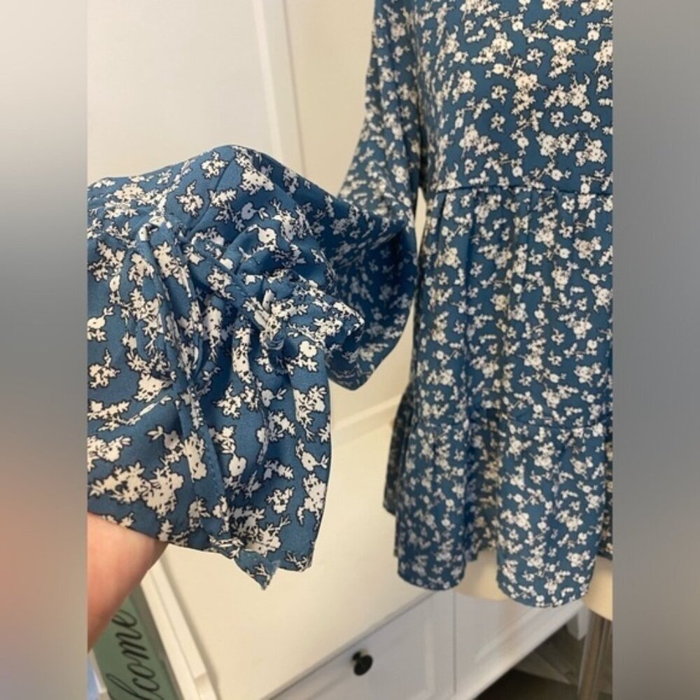 Maurices pheasant style blouse EUC - Picture 3 of 5